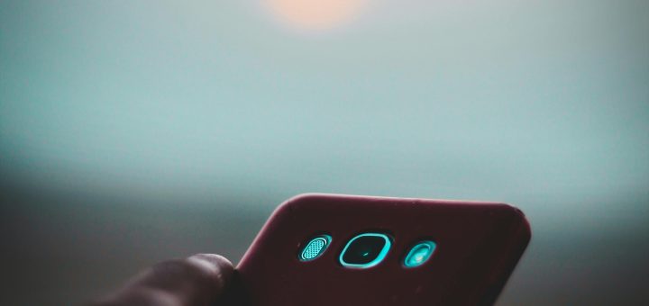 Was tun mit alten Smartphones? 5 kreative Ideen für neue Einsätze缩略图